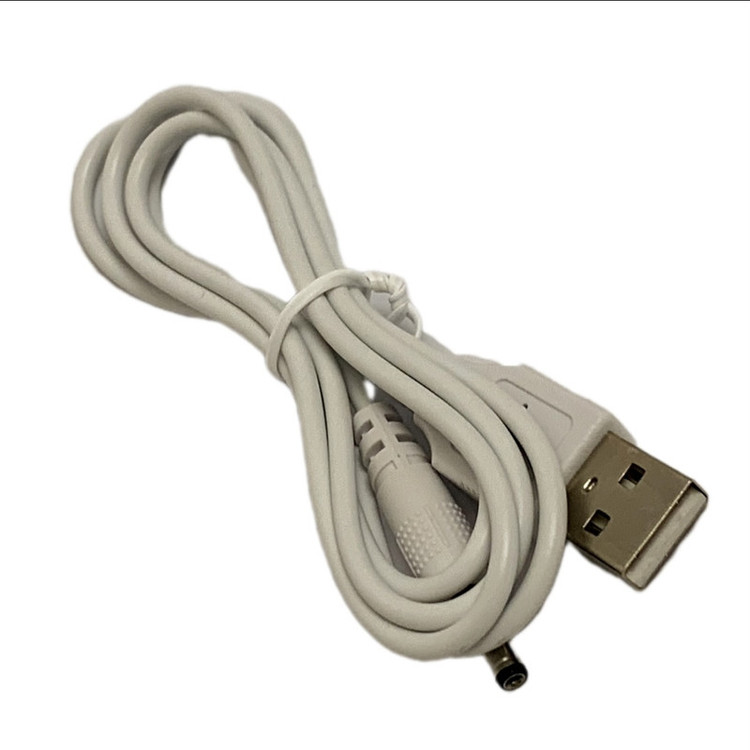 گوی موزیکال مدل پمپی کریسمسی طرح ماشین بابانوئل کد WDL-22015A